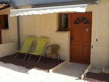 Logis La Chaumière 2*