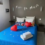 מלון Logis Restaurant La Chaumiere 2*