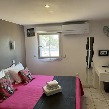 Hotel Logis La Chaumière