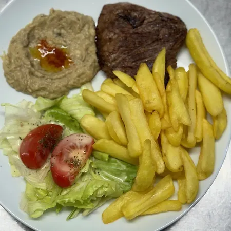 Logis La Chaumiere مارسيلان