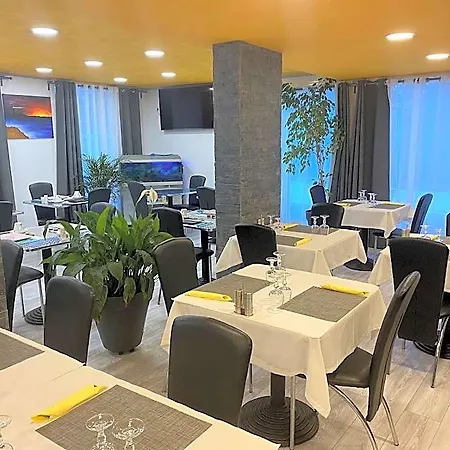 酒店 Logis Restaurant La Chaumiere