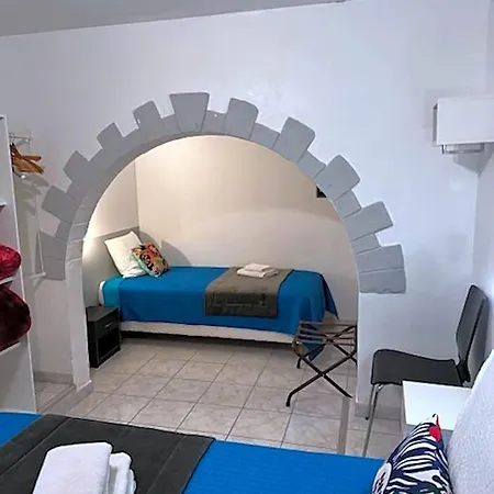 Logis Restaurant La Chaumiere Marseillan (Herault)